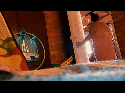 ❤️ Манай авга ах намайг шүршүүрт орохоор дагадаг, намайг шүршүүрт ороход тэр намайг зоддог. ❌ Порно fb mn.hentaibar.ru ❌❤